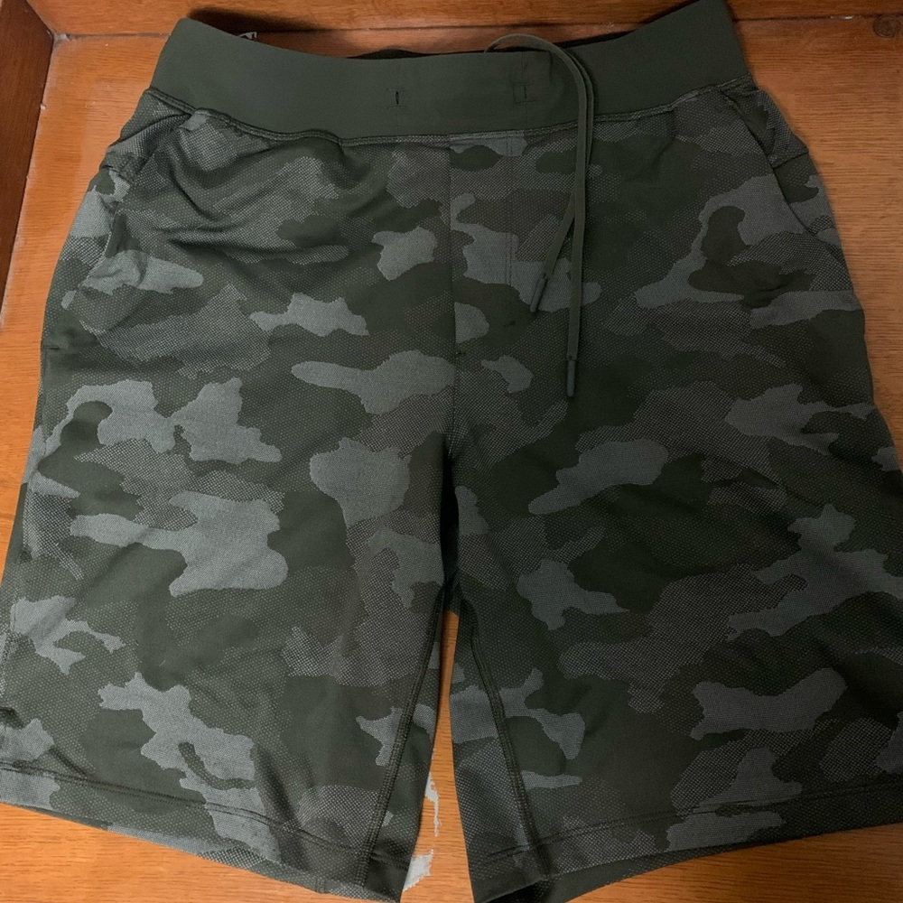 Men’s Lululemon Shorts